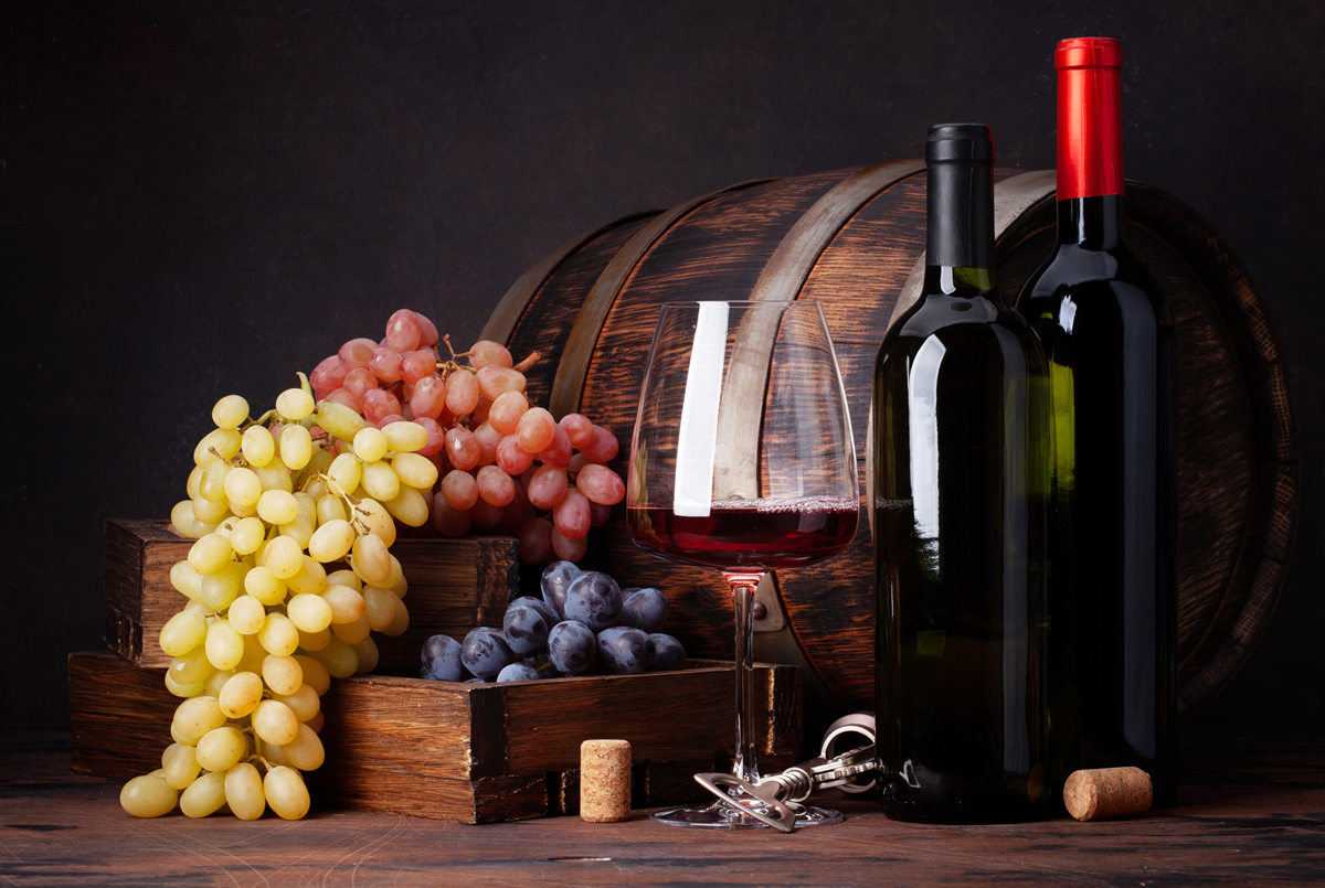 wine-bottles-grapes-glass-of-wine-2024-11-27-00-09-39-utc